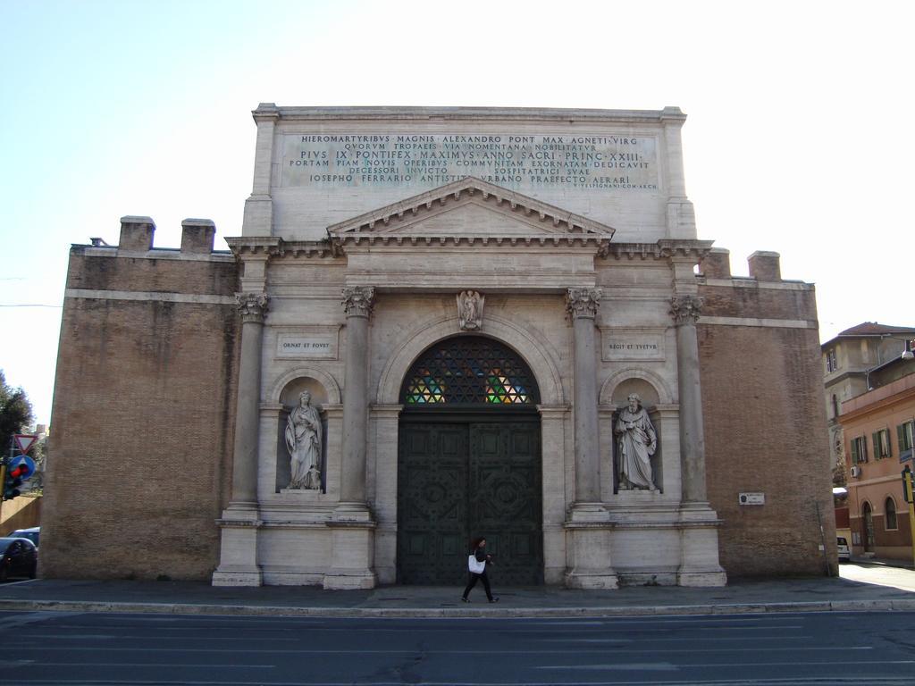 Baltik Guesthouse Rome Luaran gambar